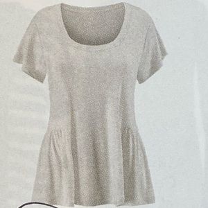 CAbi Hangout Tee size XS